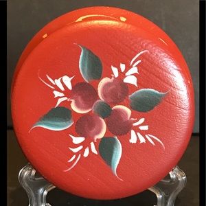 Beautiful Red Vintage Rosemaling small box.